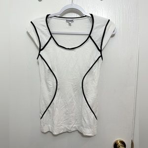 Express Women’s Top White With Black Piping Short Sleeves Size XS